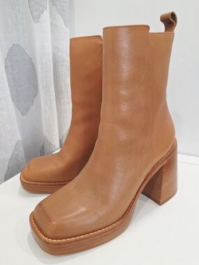 ALDO Tan Leather Ankle Boots – Size 6.5 / 37 – Excellent Condition, Brazil